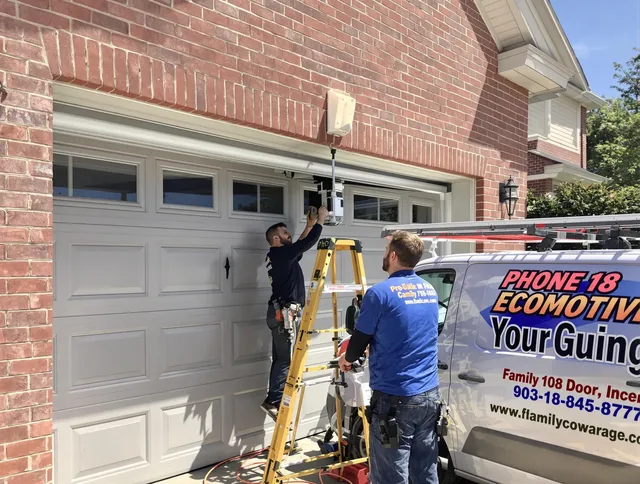 Riverview Garage Door Repair local technician providing expert garage door repair in Riverview neighborhood
